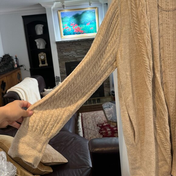 Banana Republic Cardigan - Picture 5 of 5